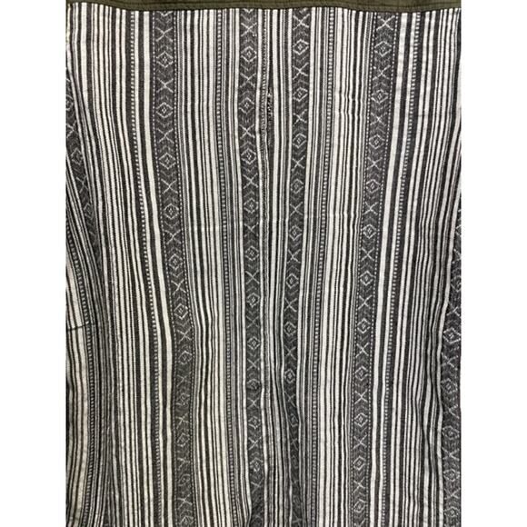 Altar'd State Shirt Jacket Button Up Army Green Stitching Detail Women's Sz Sm - Picture 7 of 10